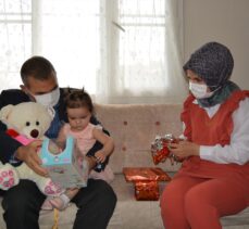 Gaziantep'te babası şehit olduktan sonra dünyaya gelen Bahar'a doğum günü sürprizi
