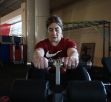 “İlklerin kadını” Yasemin Adar, ilk olimpiyat madalyası hedefi için form tutuyor