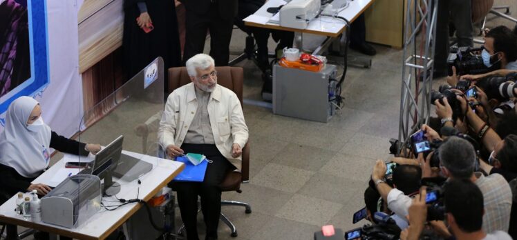 İran Çalışma Bakanı Şeriatmedari ve Merkez Bankası Başkanı Himmeti de cumhurbaşkanı adayı oldu