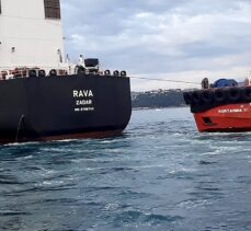 GÜNCELLEME- İstanbul Boğazı'nda makine arızası nedeniyle sürüklenen tankere müdahale edildi