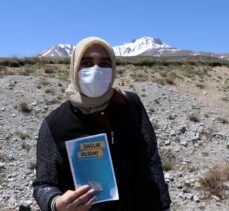 Kayseri'de özel öğrenciler Erciyes Dağı'nda kitap okuma etkinliğinde buluştu