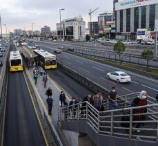 İstanbul'da, “tam kapanma” döneminin sona ermesiyle trafik yoğunluğu arttı