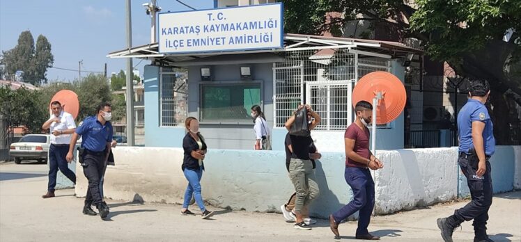 Adana'da evden hırsızlık yaptıkları iddia edilen 3 şüpheli tutuklandı