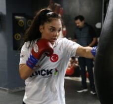 Avusturya'dan kesin dönüş yapan genç kadın boksör, Türkiye için yumruk atacak
