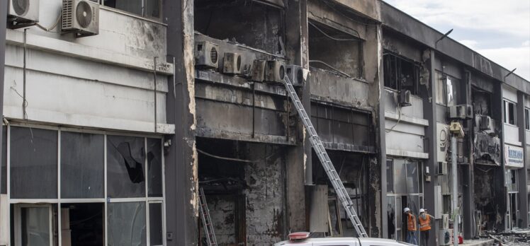 Başkentte kimyasal madde üreten merkezde çıkan yangında 38 iş yeri zarar gördü