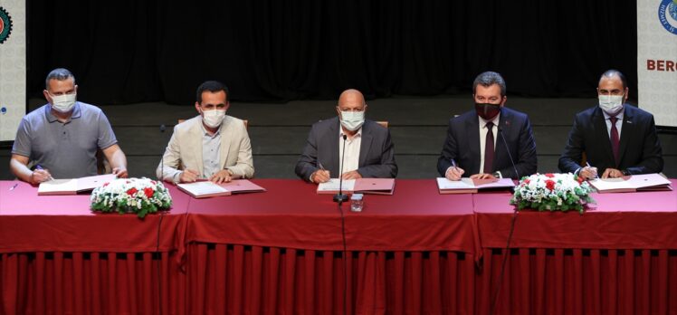 Bergama Belediyesi ile Hizmet-İş Sendikası arasında Toplu İş Sözleşmesi imzalandı