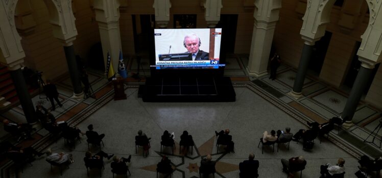 “Bosna Kasabı” lakaplı Ratko Mladic'in müebbet hapis cezası onandı
