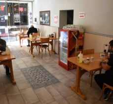 Doğu Marmara ve Batı Karadeniz'de kademeli normalleşme süreci kapsamında yeme içme yerleri açıldı