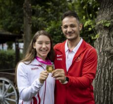 Dünya şampiyonu cimnastikçi Ayşe Begüm Onbaşı'nın antrenörü Mehmet Ali Ekin, tarihi zaferi değerlendirdi: