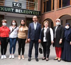 Bakan Kasapoğlu, sezonu iki kupayla tamamlayan Kastamonu Belediyespor Kadın Hentbol Takımı'nı kutladı