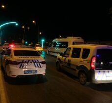 İzmir'de “dur” ihtarına uymayan sürücü kovalamaca sonucu yakalandı