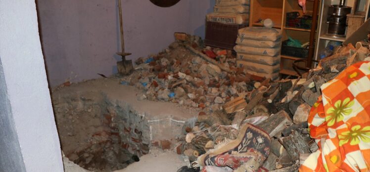 Kayseri'de kayıp iki kişinin cesedi bir evin tandırında gömülü bulundu