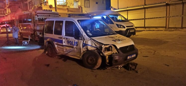Osmaniye'de silahlı yaralama şüphelisi gasbettiği kamyonetle 1 polis otosu ve 3 araca çarptı : 2'si polis 5 yaralı