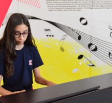 Şanlıurfa'da 11 yaşındaki Defne Ekmekçi uluslararası piyano yarışmasında birinci oldu
