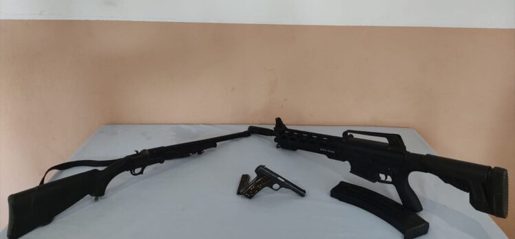 Şanlıurfa'da silah kaçakçılığı operasyonu: 3 gözaltı