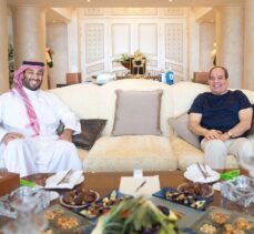 Sisi, Suudi Arabistan Veliaht Prensi Muhammed bin Selman ile ikili ilişkileri görüştü