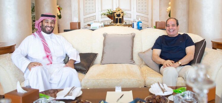 Sisi, Suudi Arabistan Veliaht Prensi Muhammed bin Selman ile ikili ilişkileri görüştü