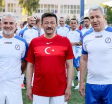 TBMM Parlamenterler Futbol Takımı, Ege Üniversitesi Masterler ile karşılaştı