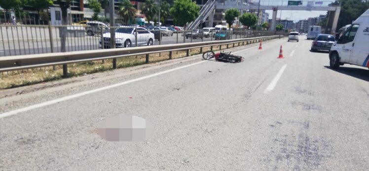 Torbalı'da motosikletin çarptığı yaya hayatını kaybetti, sürücü yaralandı