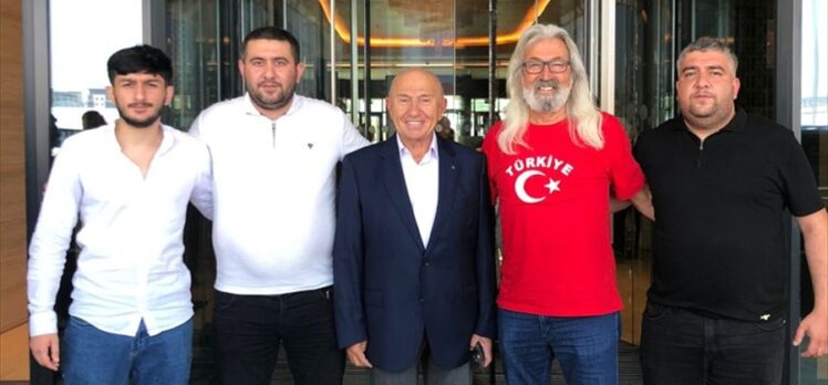 Türkiye ve Azerbaycan'ın tribün liderleri A Milli Takım'a destek için bir araya geldi