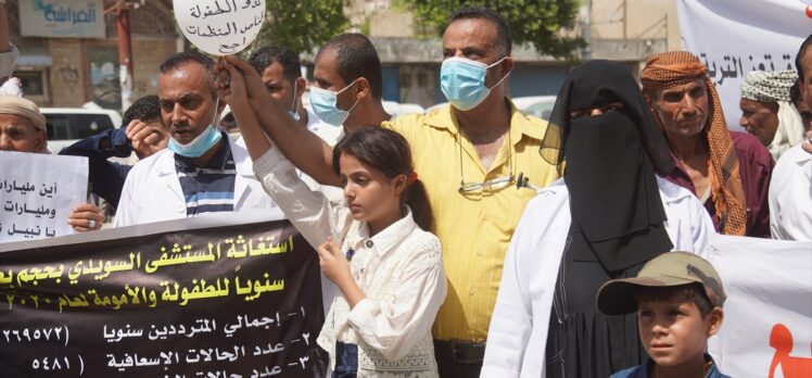 Yemen'in Taiz kentindeki doktorlar, bölgenin tek çocuk hastanesindeki sorunları protesto etti