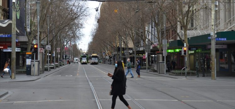 Avustralya’nın Melbourne kentindeki Kovid-19 yasakları hafifletildi