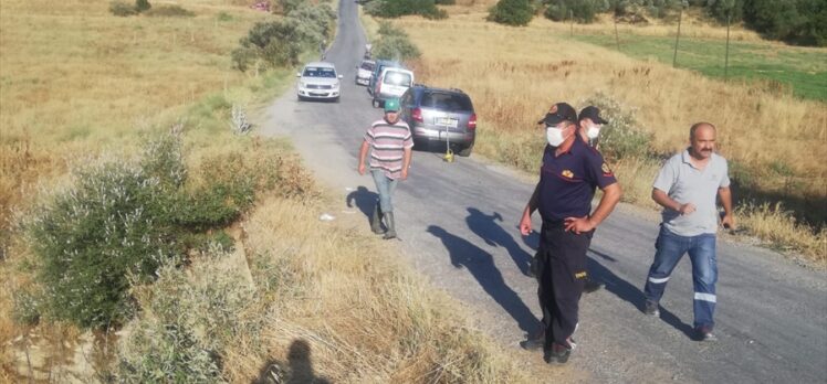 Aydın'da devrilen otomobildeki 4 kişi yaralandı