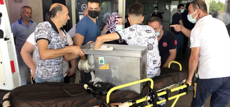 Aydın'da kasapta çalışan 19 yaşındaki genç elini kıyma makinesine kaptırdı