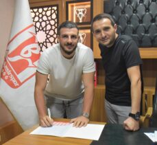 Balıkesirspor iç transferde Cumali Bişi ve Sedat Dursun ile sözleşme imzaladı