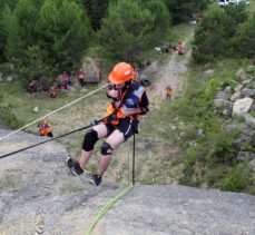 Bolu'da AFAD gönüllüleri dağcılık ile hafif arama ve kurtarma eğitimi aldı