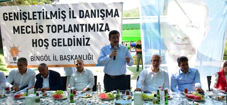 Cevdet Yılmaz, Bingöl'de AK Parti Genişletilmiş İl Danışma Meclisi Toplantısı'nda konuştu: