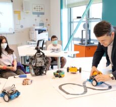 Cumhurbaşkanlığı Millet Kütüphanesi'nde “İnsansı Robot” eğitimleri veriliyor
