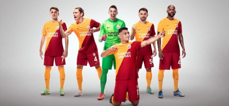 Galatasaray'ın Avrupa kupalarındaki forma sponsoru Türk Hava Yolları oldu