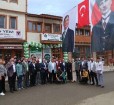 Gelecek Partisi Genel Başkanı Ahmet Davutoğlu, partisinin Oltu İlçe Teşkilatını açtı