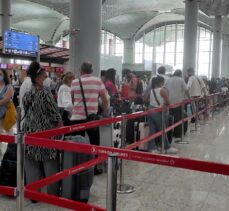 İstanbul Havalimanı'nda, Kurban Bayramı yoğunluğu devam ediyor