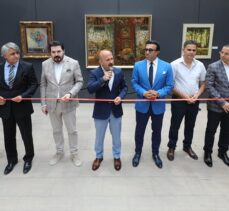 İtalyan ressamların tabloları İshak Paşa Sarayı'nda sergileniyor