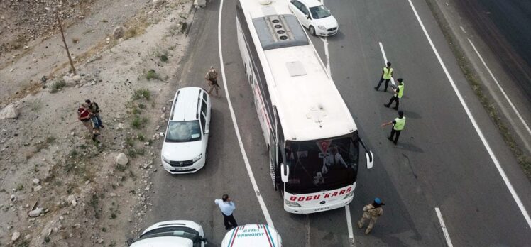 Jandarma ekipleri drone ile Kars-Erzurum kara yolunda trafik denetimi yaptı