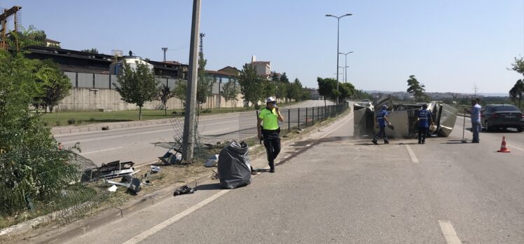 Karabük'te iki otomobil çarpıştı: 4 yaralı