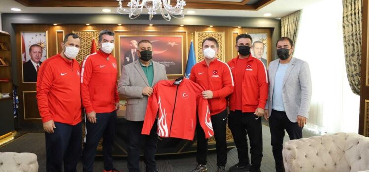Karate Milli Takımı, Erzurum'daki 2020 Tokyo Olimpiyat Oyunları kampını tamamladı