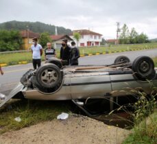 Kastamonu'da otomobil devrildi: 5 yaralı