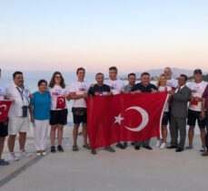 Kıbrıs Barış Harekatı'nın yıl dönümü dolayısıyla Mersin'den KKTC'ye yüzmeye başladılar