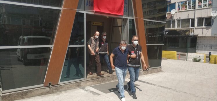 Kocaeli'de yankesicilik yaptıkları iddiasıyla İstanbul'da yakalanan 2 zanlı tutuklandı