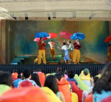 Küçük Hanımlar Küçük Beyler Uluslararası Çocuk Tiyatroları Festivali “Yunus Diye” oyunuyla perdelerini açtı