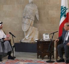 Lübnan Cumhurbaşkanı Avn, Katar Dışişleri Bakanı ile ülkesindeki hükümet krizini görüştü