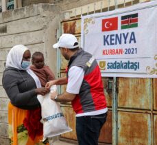 Sadakataşı Derneği, Kenya'da 2 bin 353 aileye kurban eti dağıttı