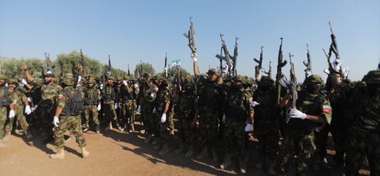 Suriye Mili Ordusu saflarını 1500 yeni askerle güçlendirdi