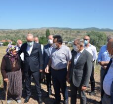 Türk-İş heyeti, 15 Temmuz şehidi Ömer Takdemir'i kabri başında andı