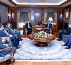 Türkiye'nin Bağdat Büyükelçisi Güney, Erbil'de IKBY Başkanı Barzani ile görüştü