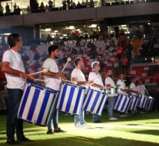 Adana Demirspor şampiyonluk kupasını aldı