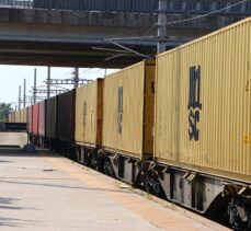 Anadolu'dan getirilen ihraç yükler Tekirdağ'da birleştirilip, trenle Macaristan'a gönderildi